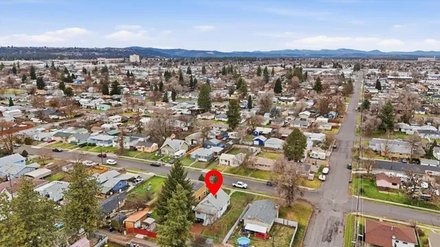 $299,999 | 1324 East Joseph Avenue, Spokane, WA 99208