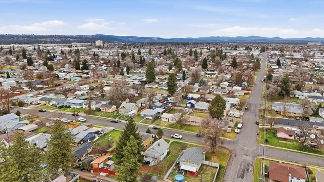 $299,999 | 1324 East Joseph Avenue, Spokane, WA 99208