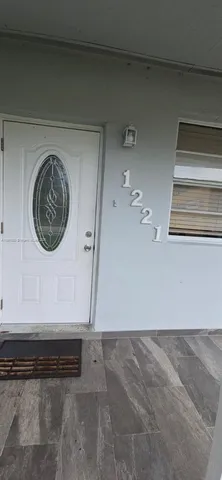 $2,090 | 1221 Northwest 23rd Terrace, Fort Lauderdale, FL 33311