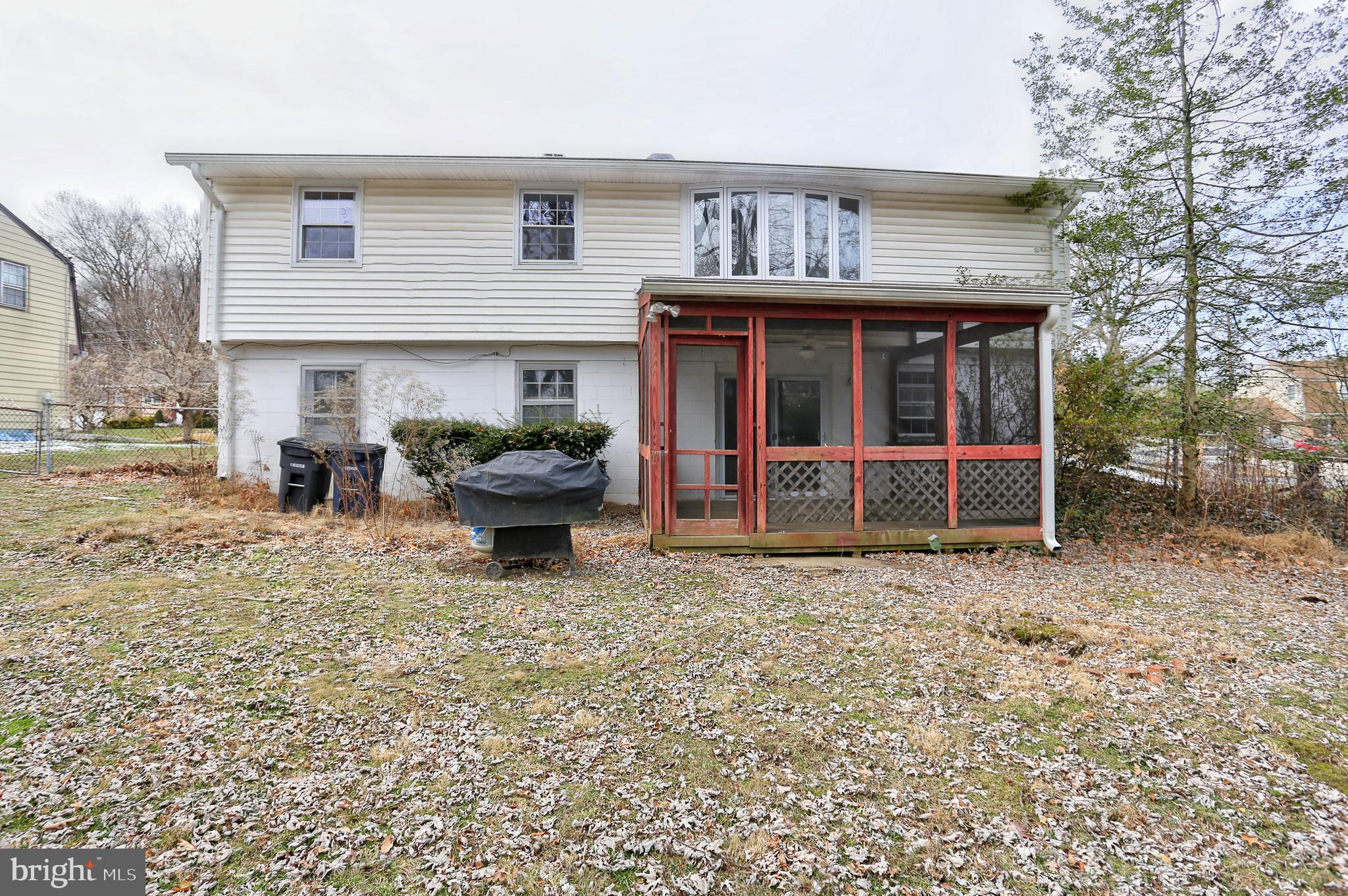 16009 Kent Road Laurel, MD 20707 - Photo 35 of 41 Back of home