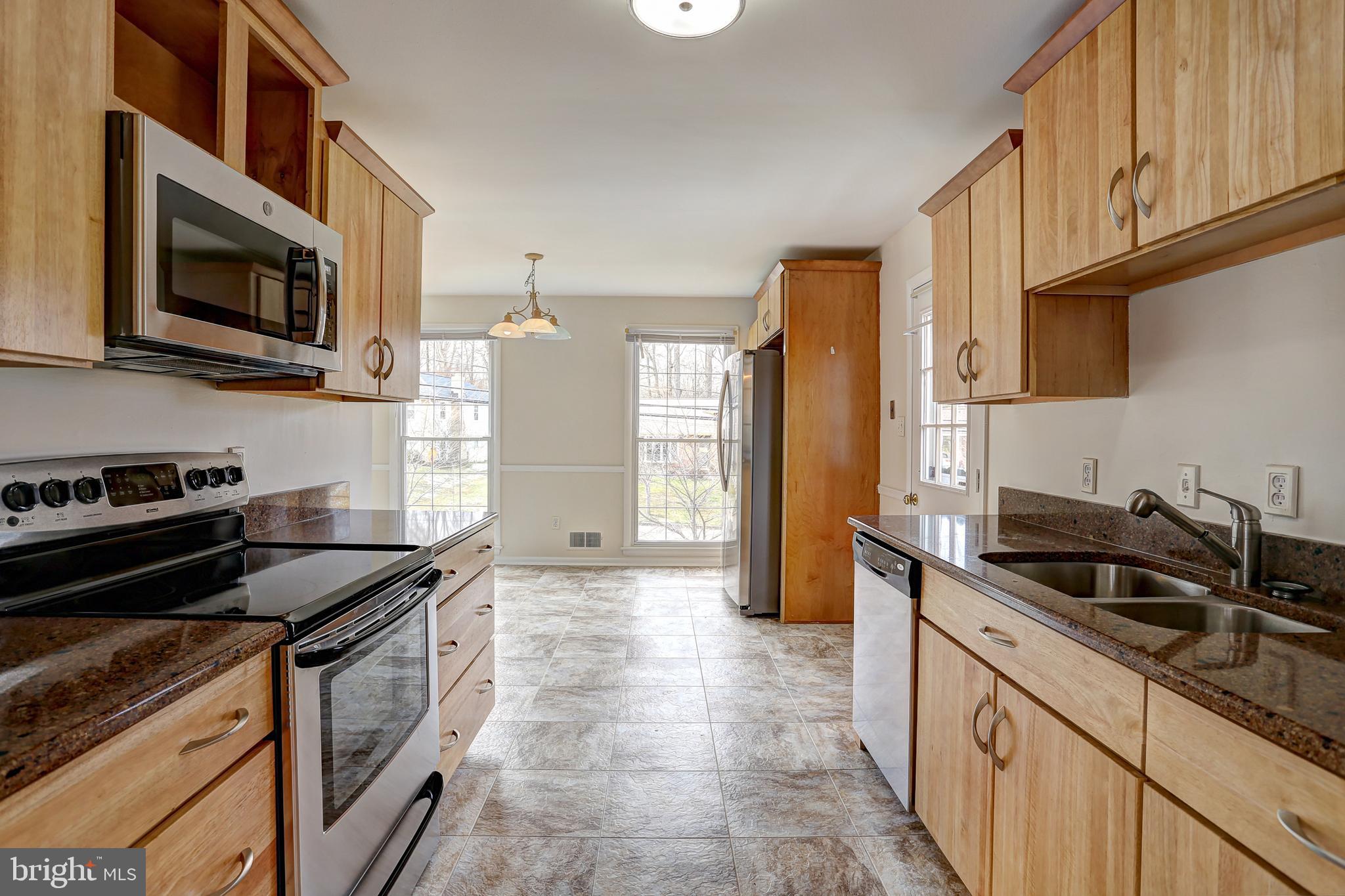 16009 Kent Road Laurel, MD 20707 - Photo 8 of 41 Updates counters and ss appliances