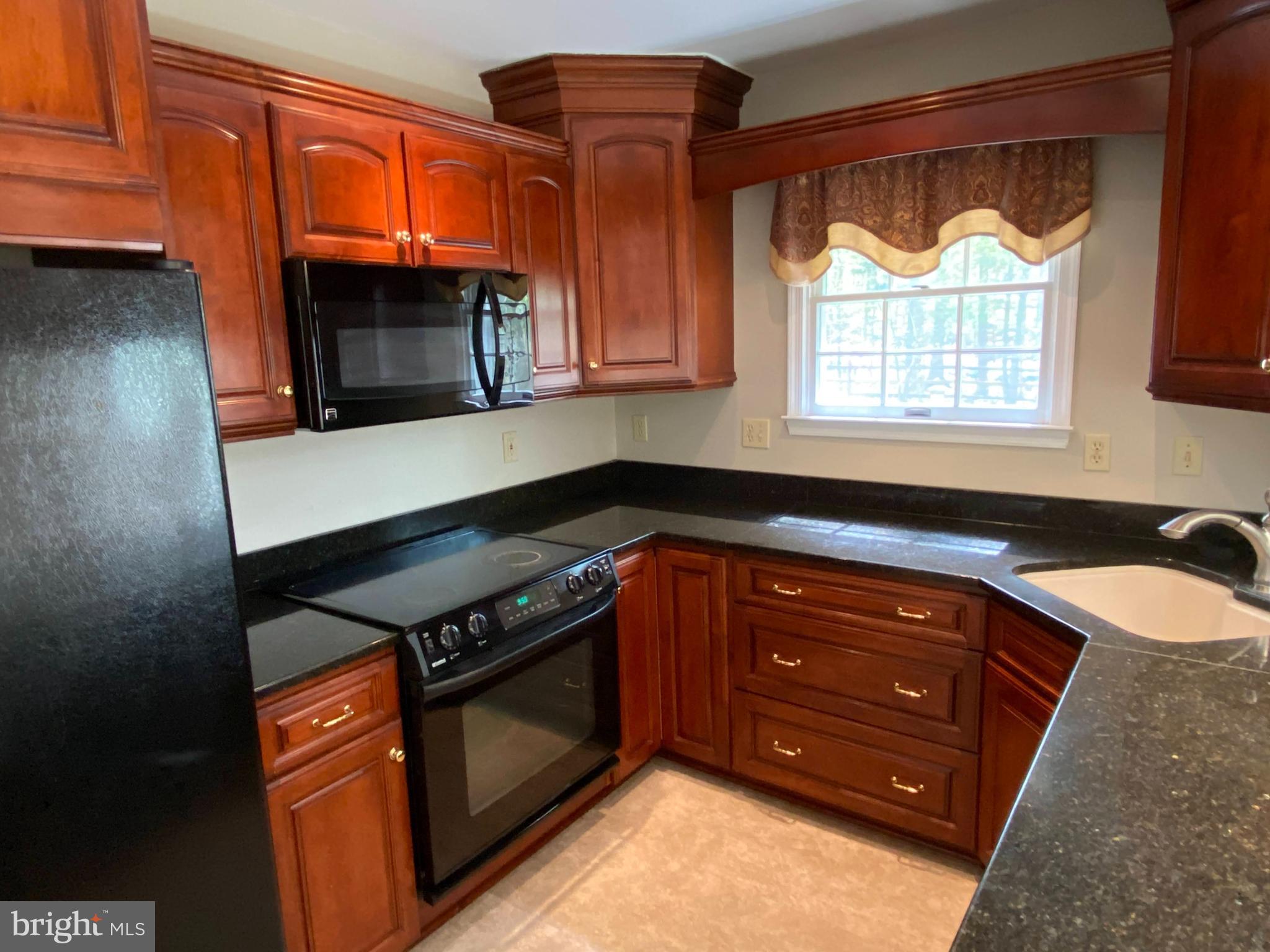 1025 Rodgers Road Churchton, MD 20733 - Photo 3 of 26