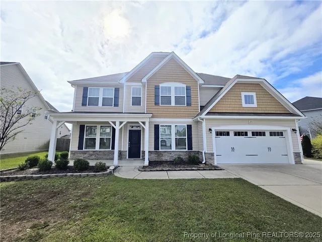 $2,200 | 173 Weston Woods Street, Raeford, NC 28376