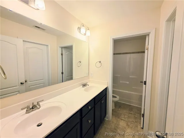 $2,200 | 173 Weston Woods Street, Raeford, NC 28376