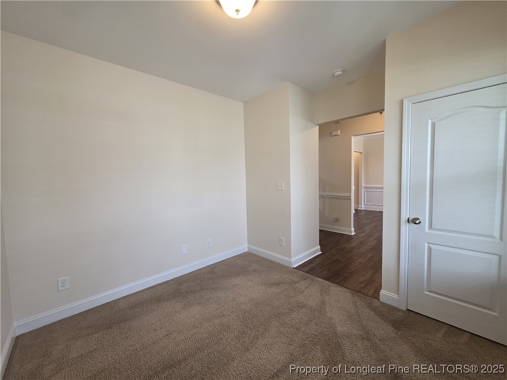 173 Weston Woods Street Raeford, NC 28376 - Photo 4 of 30