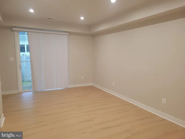 $2,995 | 656 Chalcedony Lane, Glen Burnie, MD 21060