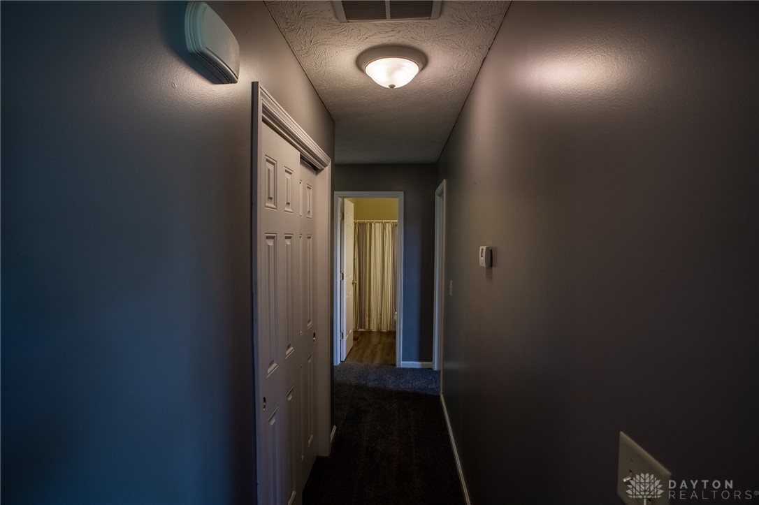 1501 Victory Road Springfield, OH 45504 - Photo 38 of 51 Gallery Image 38