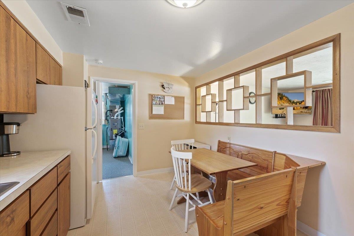 2202 North Vista Road Spokane Valley, WA 99212 - Photo 12 of 24 Gallery Image 12