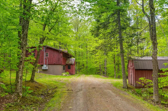 $499,000 | 47 Ives Road, Wilmington, VT 05363