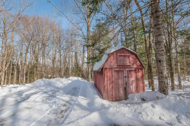 $499,000 | 47 Ives Road, Wilmington, VT 05363