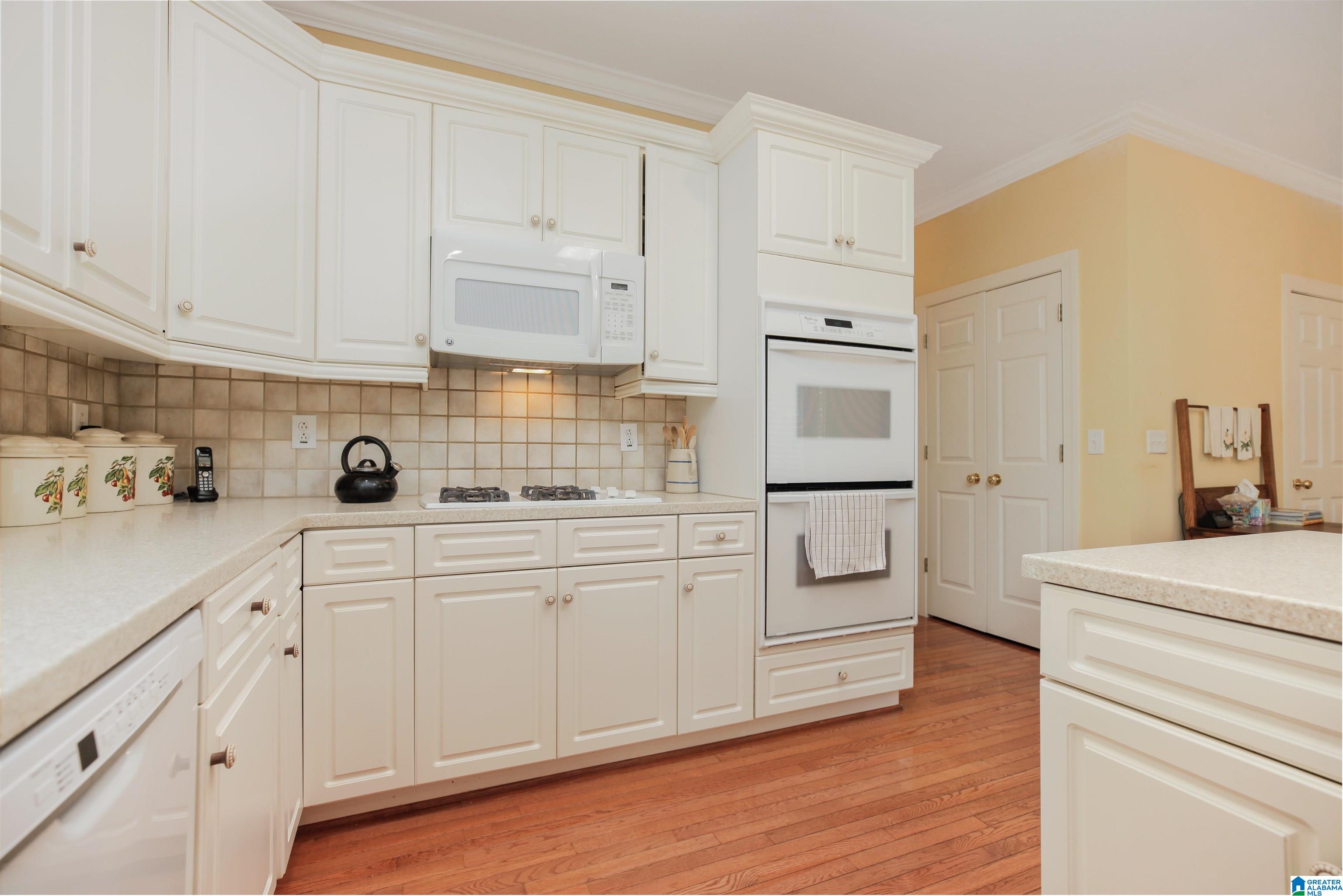 125 Oakmont Road Birmingham, AL 35244 - Photo 17 of 50
