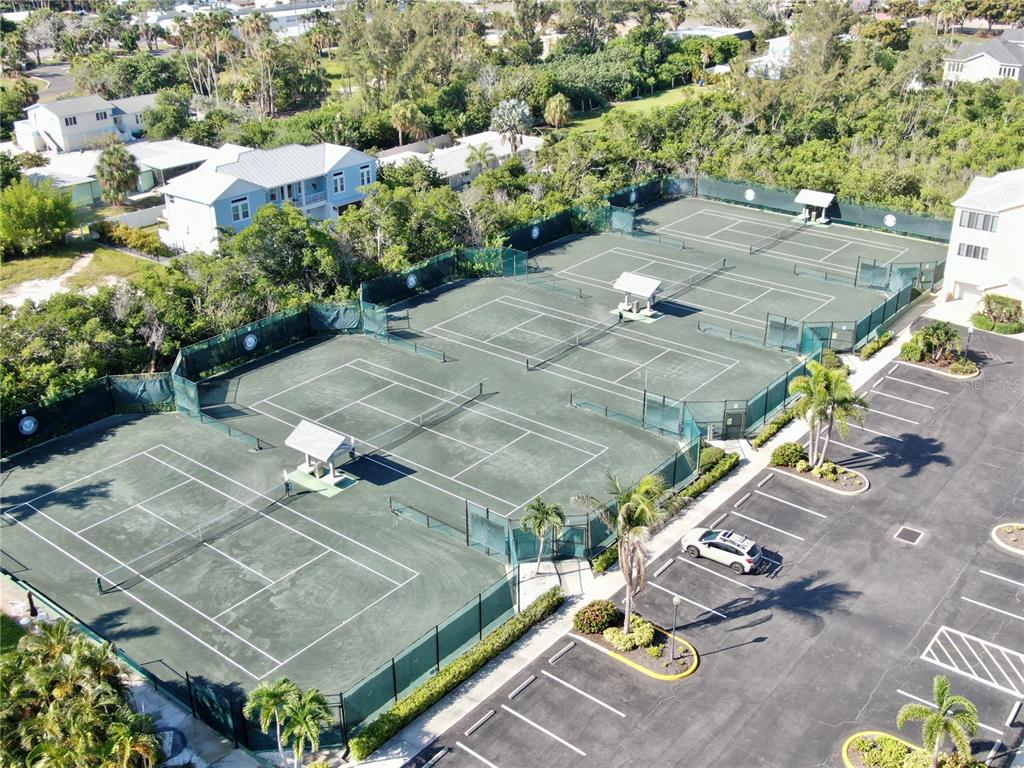 848 Evergreen Way Longboat Key, FL 34228 - Photo 46 of 66