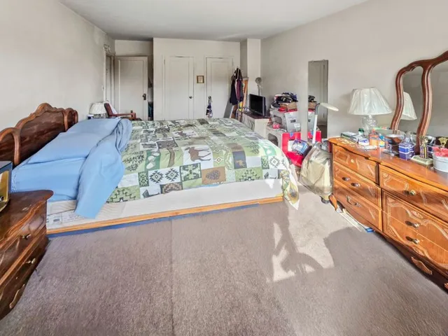 $699,000 | 210 Clinton Avenue, Unit 4H | Clinton Hill