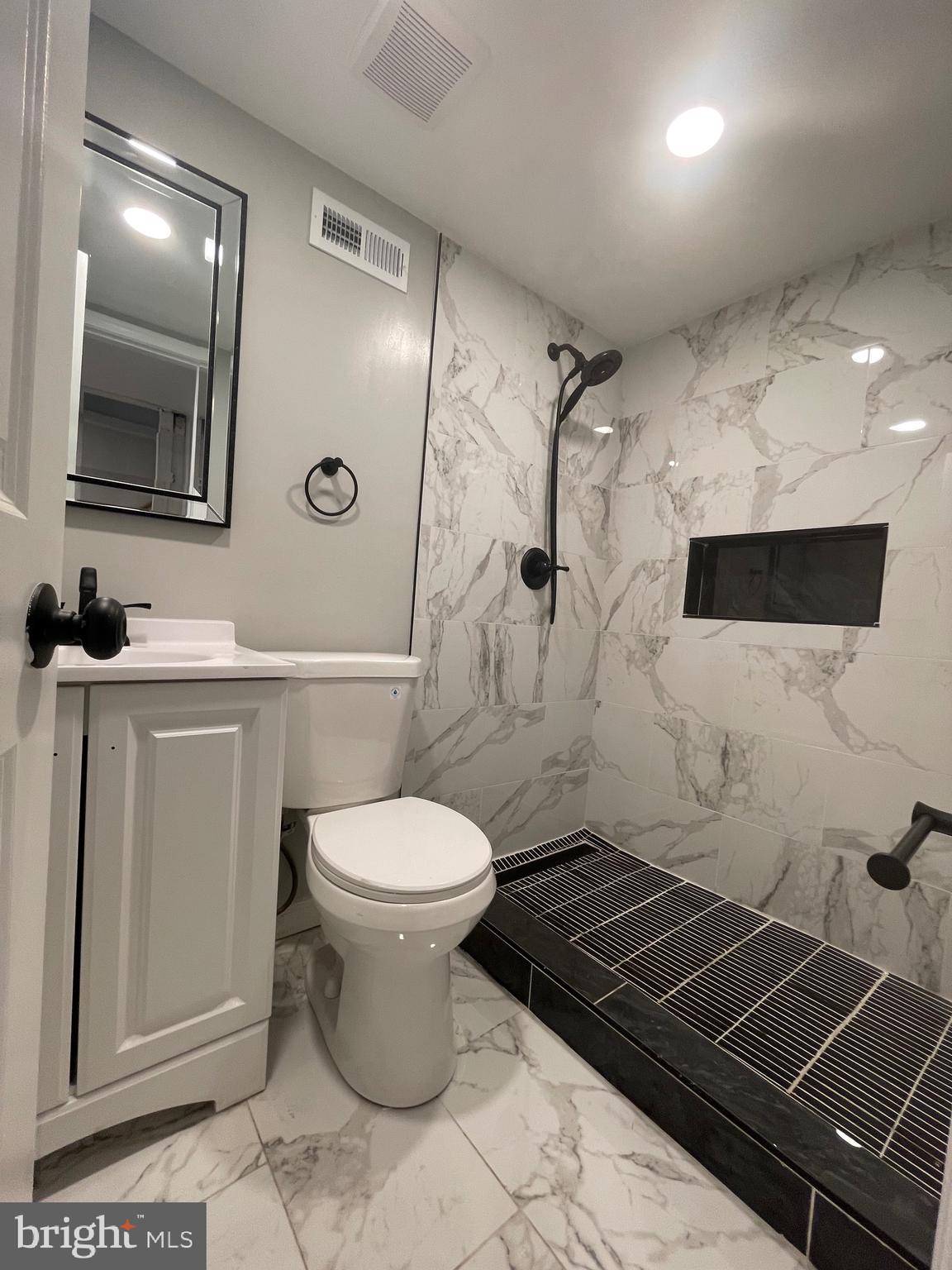 416 Walcott Road Baltimore, MD 21206 - Photo 20 of 37