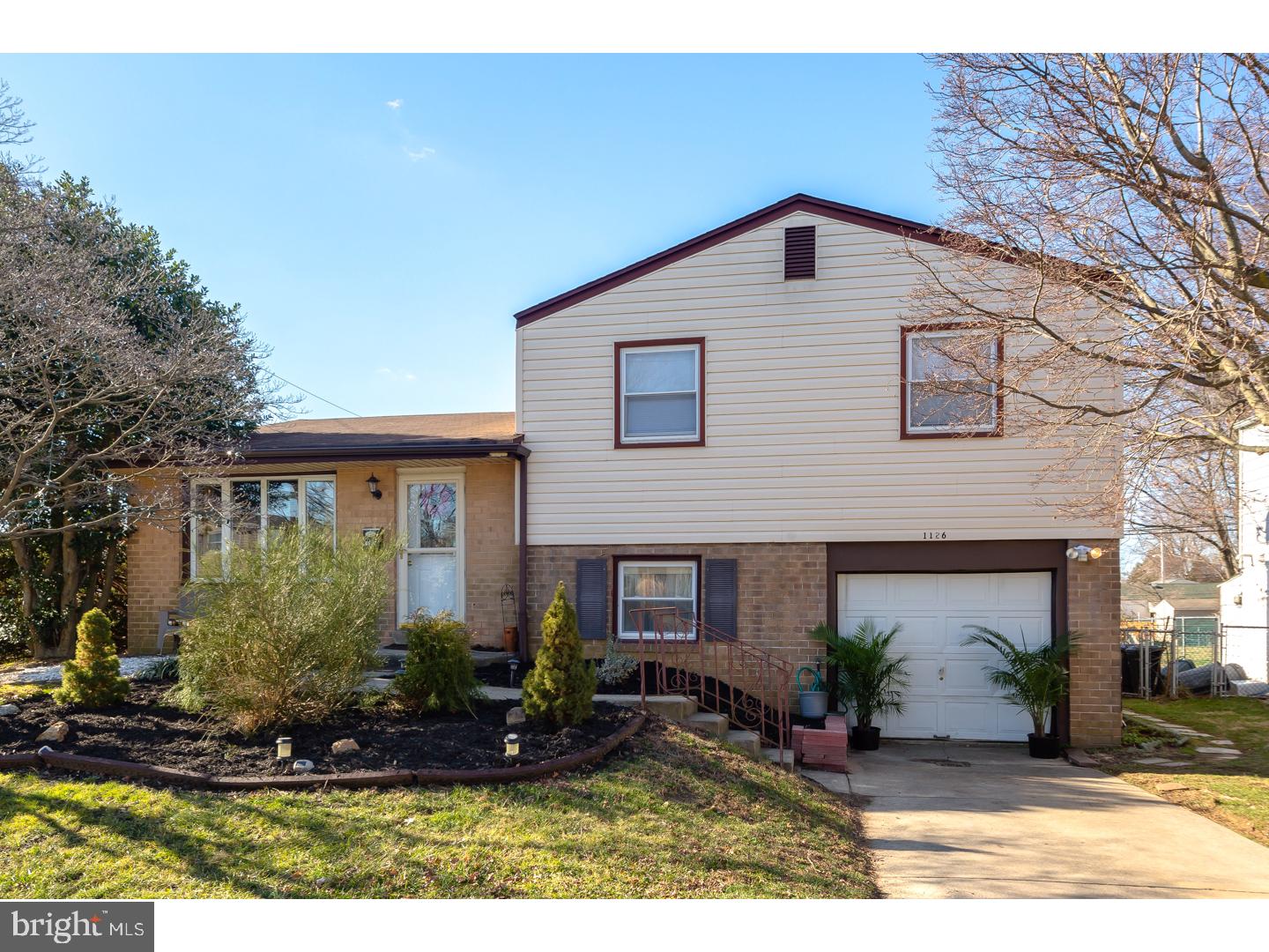 1126 Norwalk Road Philadelphia, PA 19115 - Photo 2 of 25