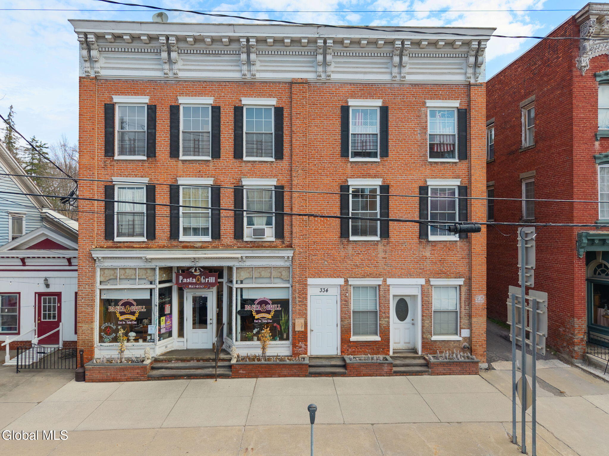 3-334MainSt_03