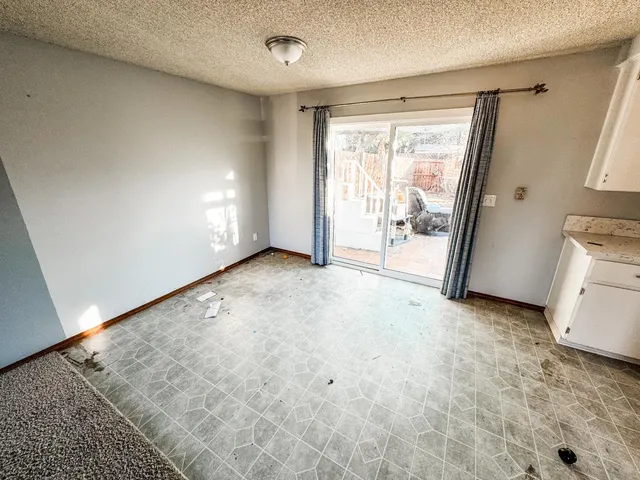 $220,000 | 545 Dovewood Court, Coalinga, CA 93210