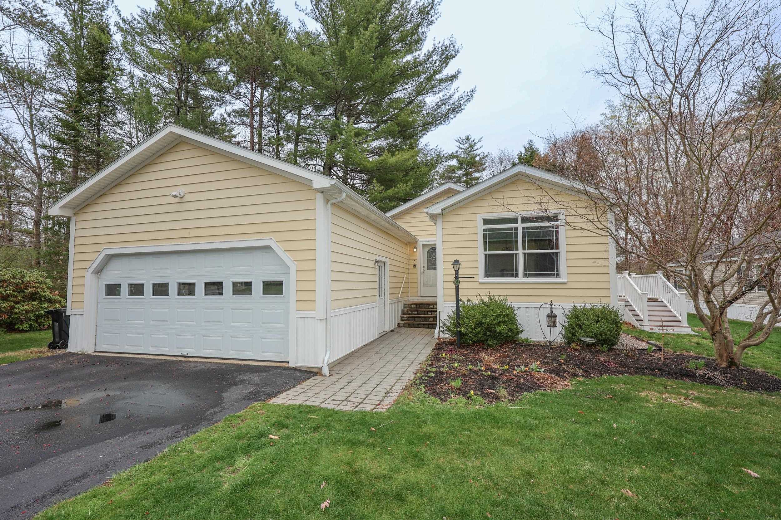103 Big Bear Road Rochester, NH 03868 - Photo 1 of 41
