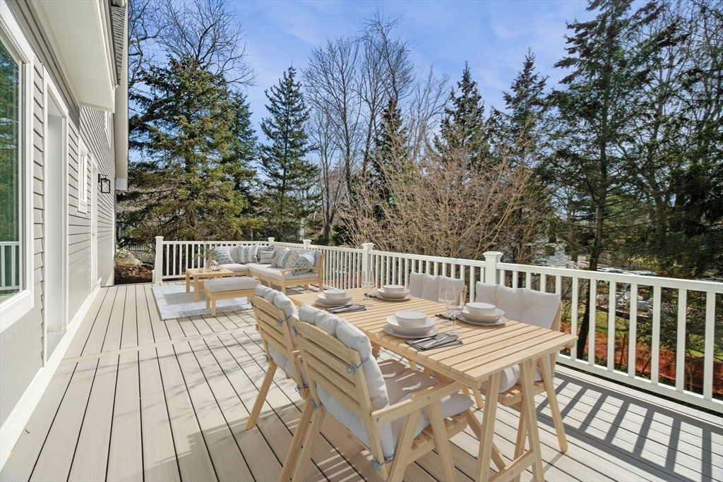 204 Green Street Marblehead, MA 01945 - Photo 14 of 36