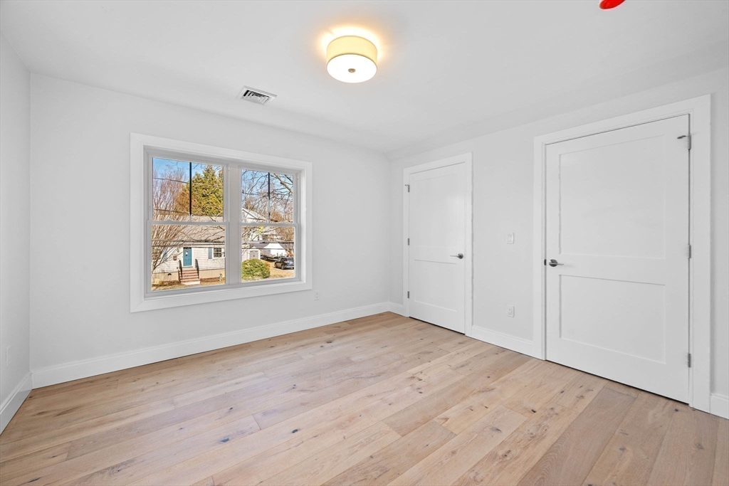 204 Green Street Marblehead, MA 01945 - Photo 24 of 36