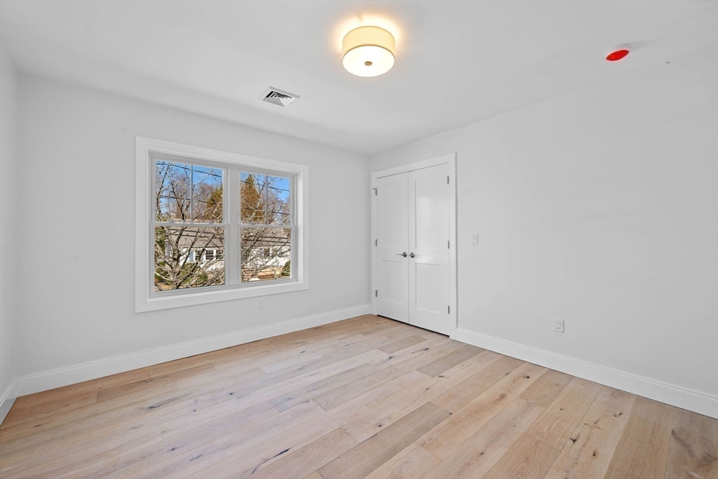 204 Green Street Marblehead, MA 01945 - Photo 28 of 36