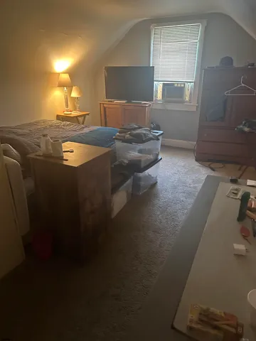 a view of utility room