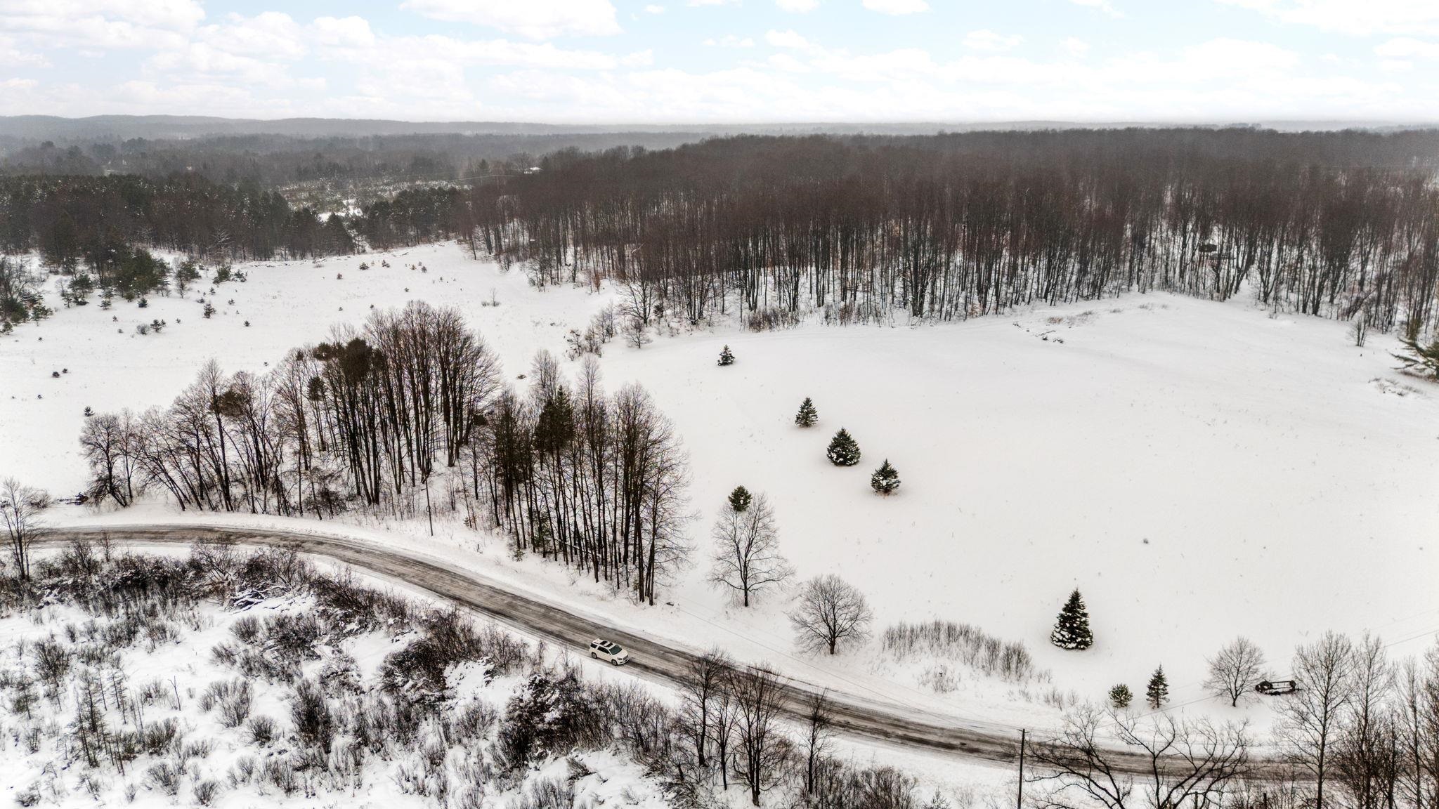 9756 Deibert Road Southwest South Boardman, MI 49680 - Photo 4 of 19 Gallery Image 4