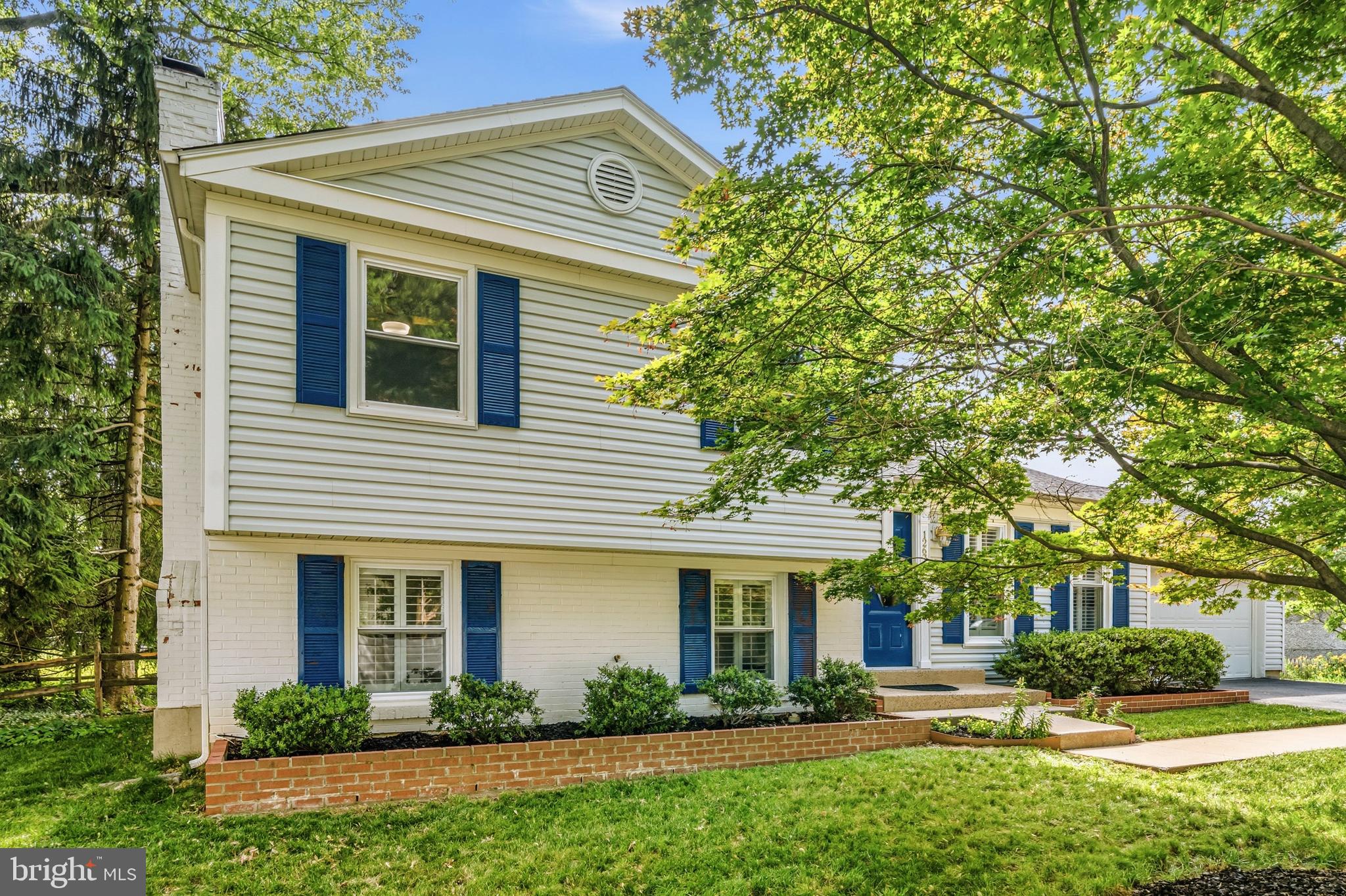 12670 Magna Carta Road Herndon, VA 20171 - Photo 3 of 56