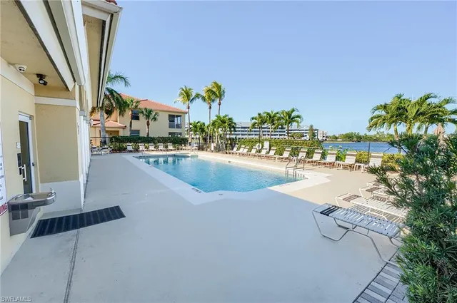 $212,000 | 4241 Bellasol Circle, Unit 1922, Fort Myers, FL 33916