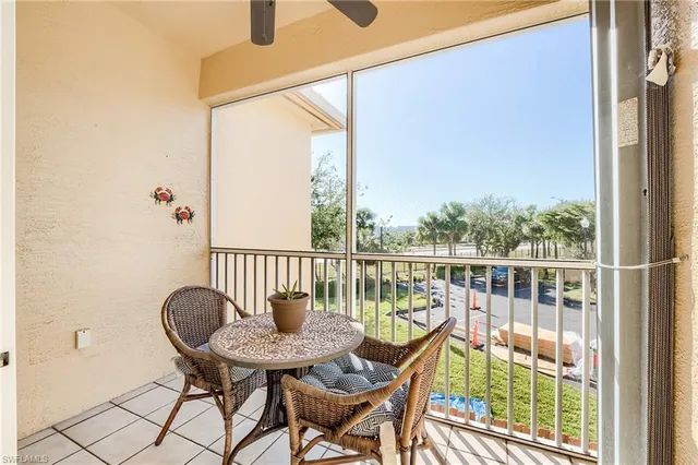 $212,000 | 4241 Bellasol Circle, Unit 1922, Fort Myers, FL 33916