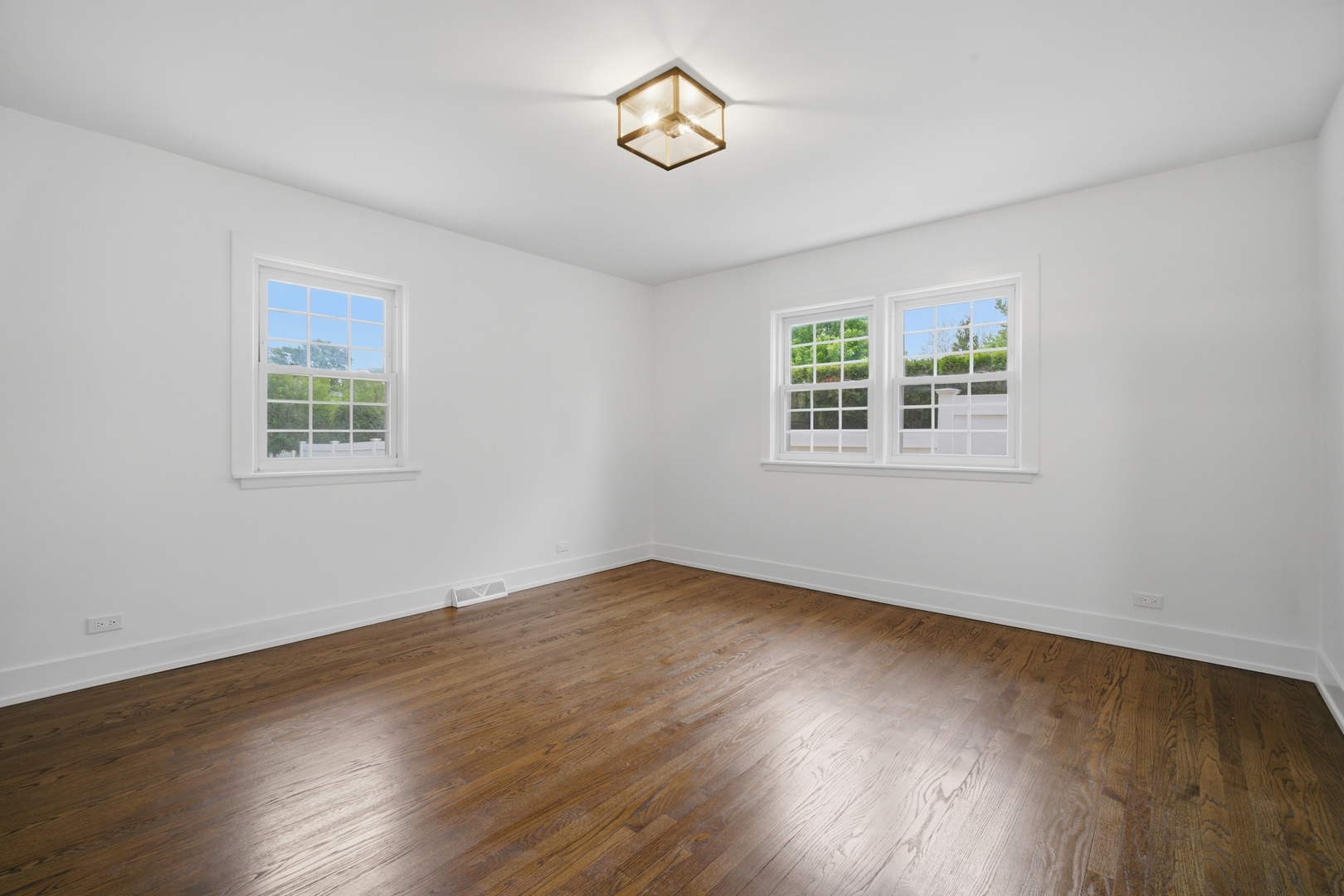 2141 Walnut Street Park Ridge, IL 60068 - Photo 13 of 22 Gallery Image 13