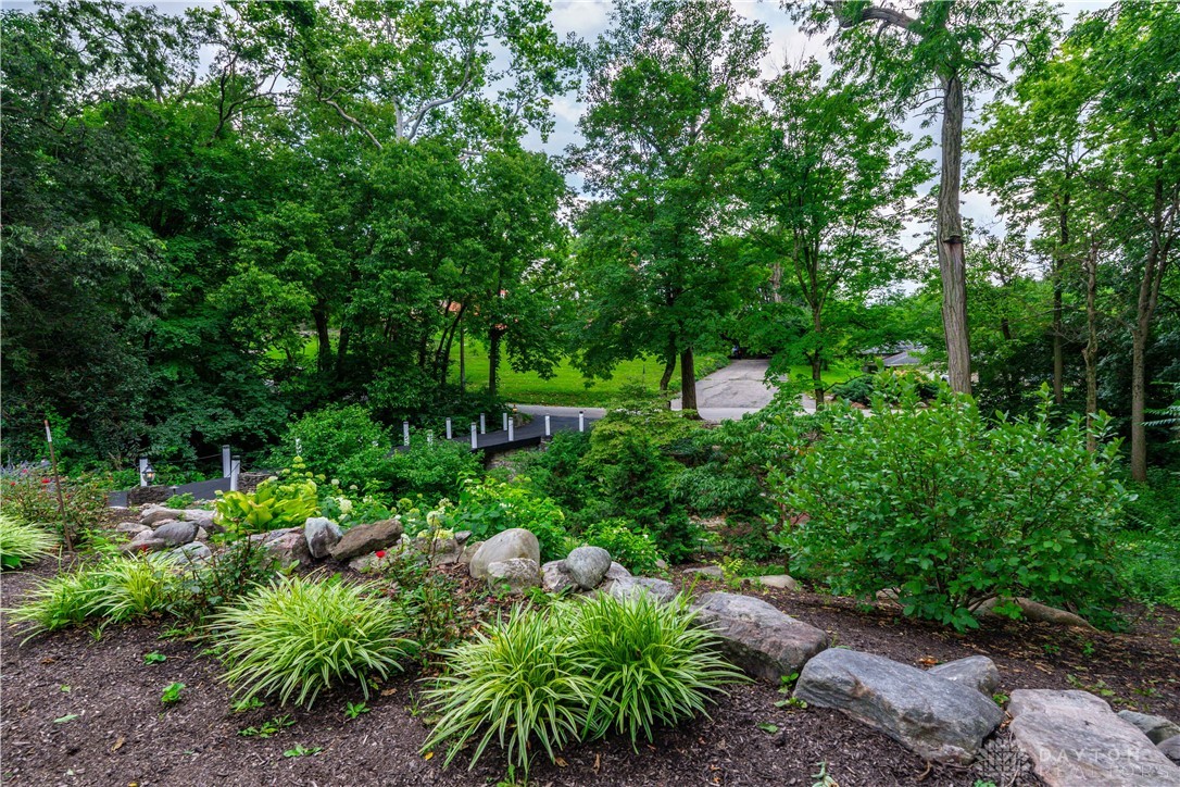 1273 Brooklands Road Kettering, OH 45409 - Photo 11 of 55