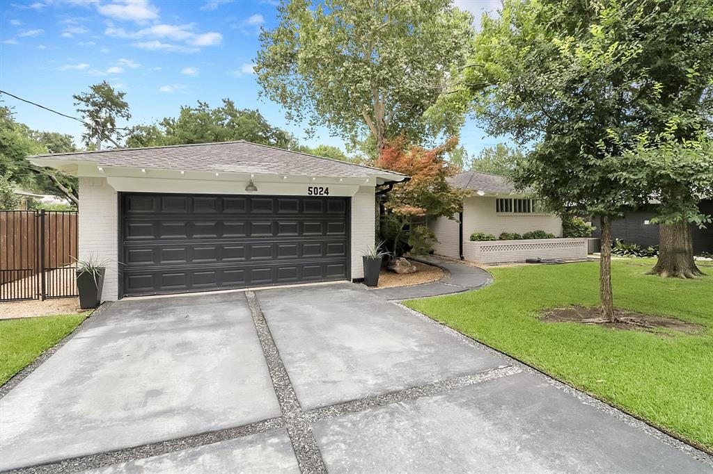 5024 Rexton Lane Dallas, TX 75214 - Photo 1 of 33