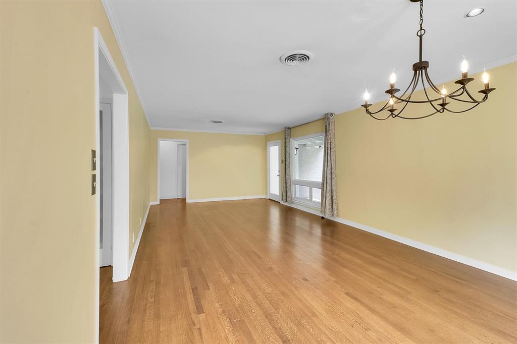 5024 Rexton Lane Dallas, TX 75214 - Photo 15 of 33