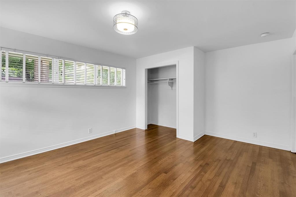 5024 Rexton Lane Dallas, TX 75214 - Photo 28 of 33