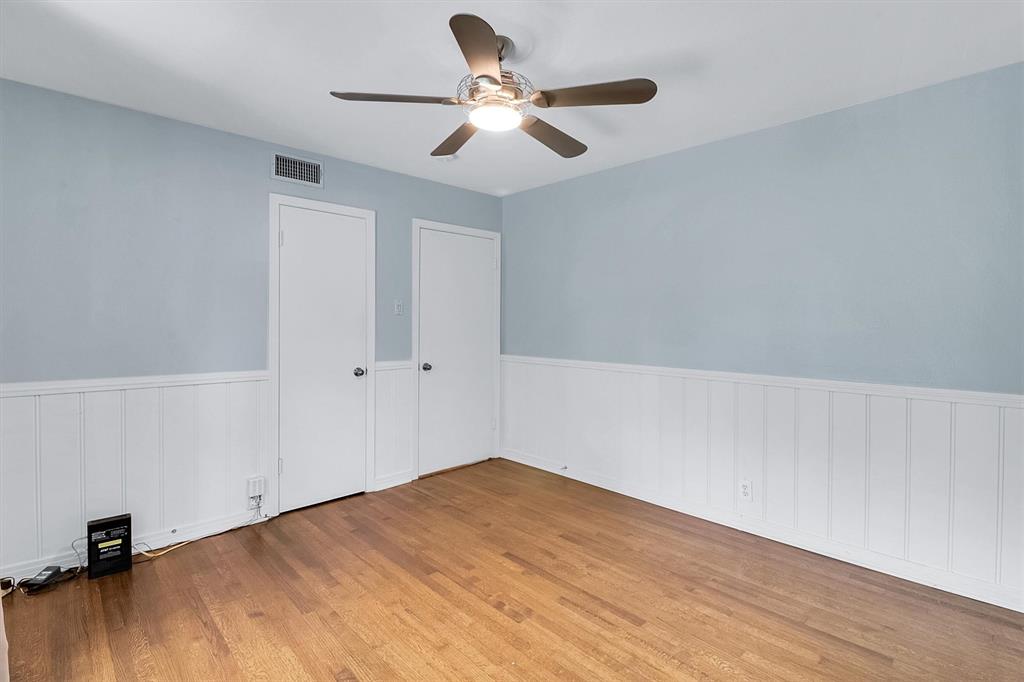 5024 Rexton Lane Dallas, TX 75214 - Photo 10 of 33