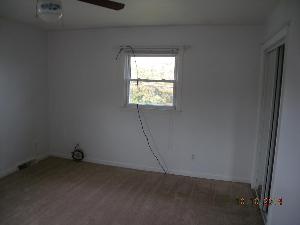 638 Water Oak Road Roanoke, VA 24019 - Photo 11 of 19 DSCN7881