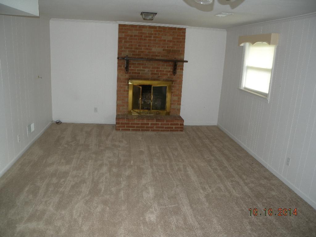 638 Water Oak Road Roanoke, VA 24019 - Photo 15 of 19 DSCN7895