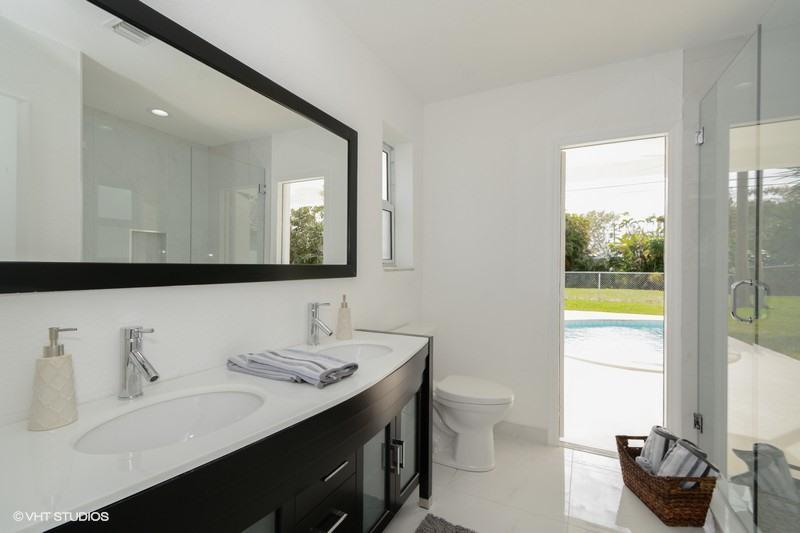 1170 Southwest 7th Street Boca Raton, FL 33486 - Photo 10 of 16 Master Bathroom