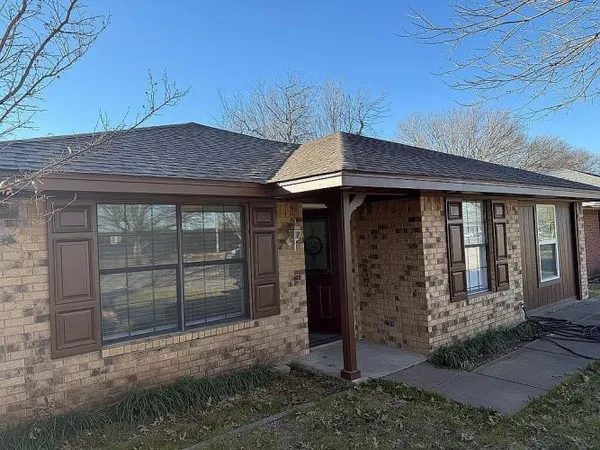$395,000 | 703 South 5th Street, Midlothian, TX 76065