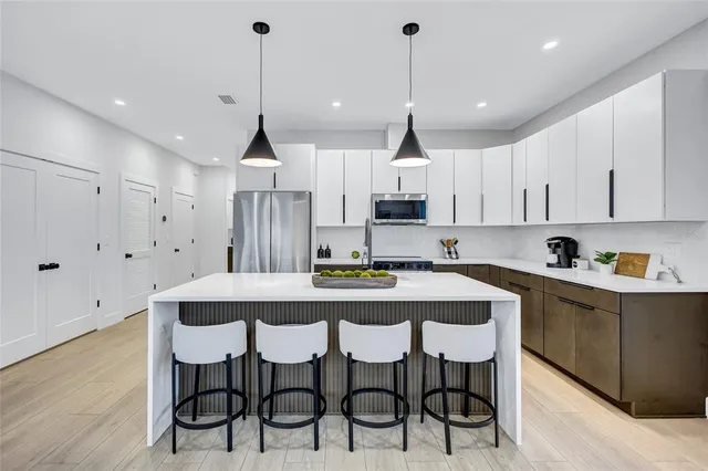 $694,900 | 5518 Newton Avenue South, Gulfport, FL 33707