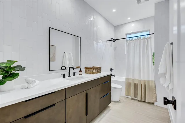 $694,900 | 5518 Newton Avenue South, Gulfport, FL 33707