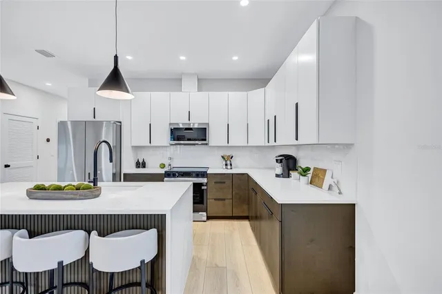 $694,900 | 5518 Newton Avenue South, Gulfport, FL 33707