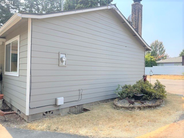 77058 London Road Cottage Grove, OR 97424 - Photo 22 of 26 Gallery Image 22