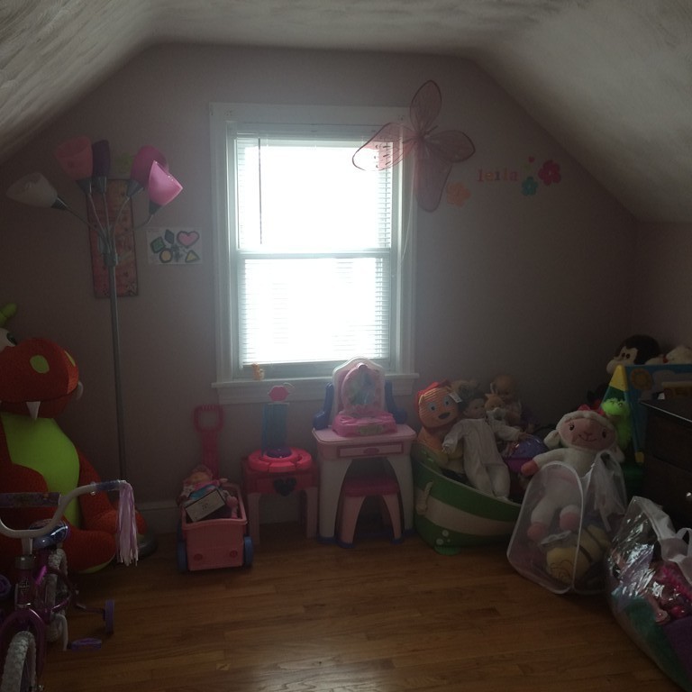 55 Vesey Road Randolph, MA 02368 - Photo 12 of 15 Gallery Image 12
