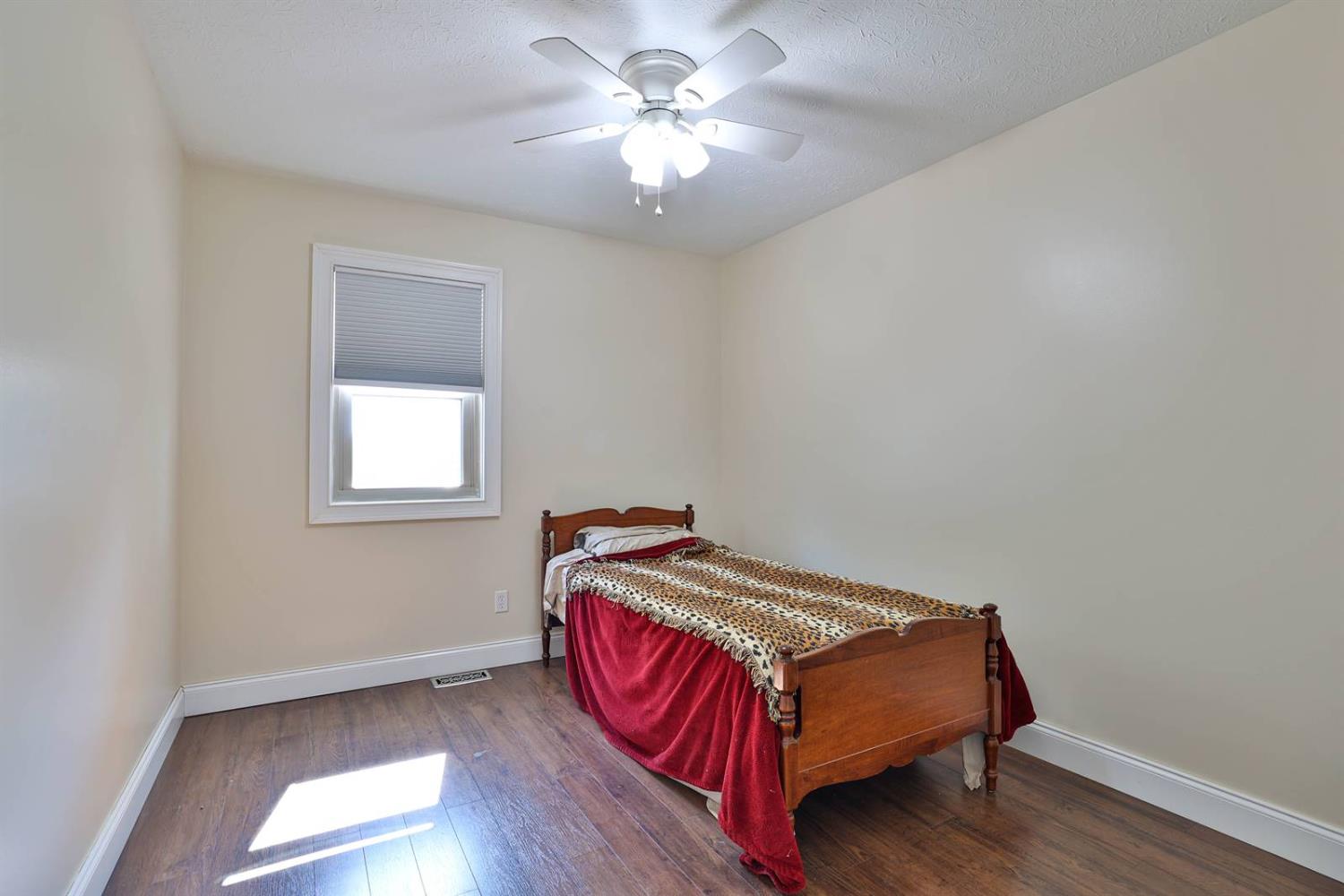 2352 Banberry Court Lawrenceburg, IN 47025 - Photo 18 of 48