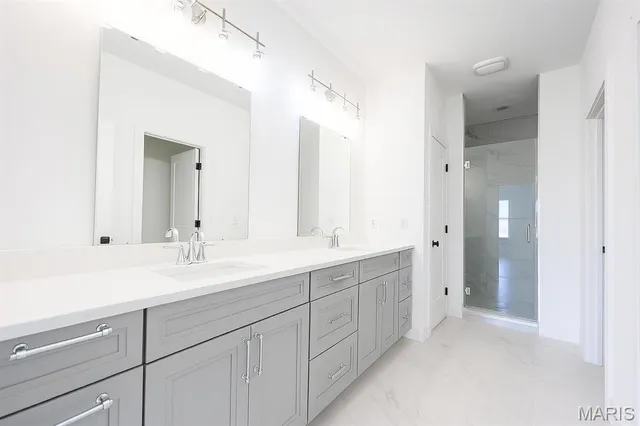 $535,000 | 400 Rumsfeld Drive, Troy, IL 62294