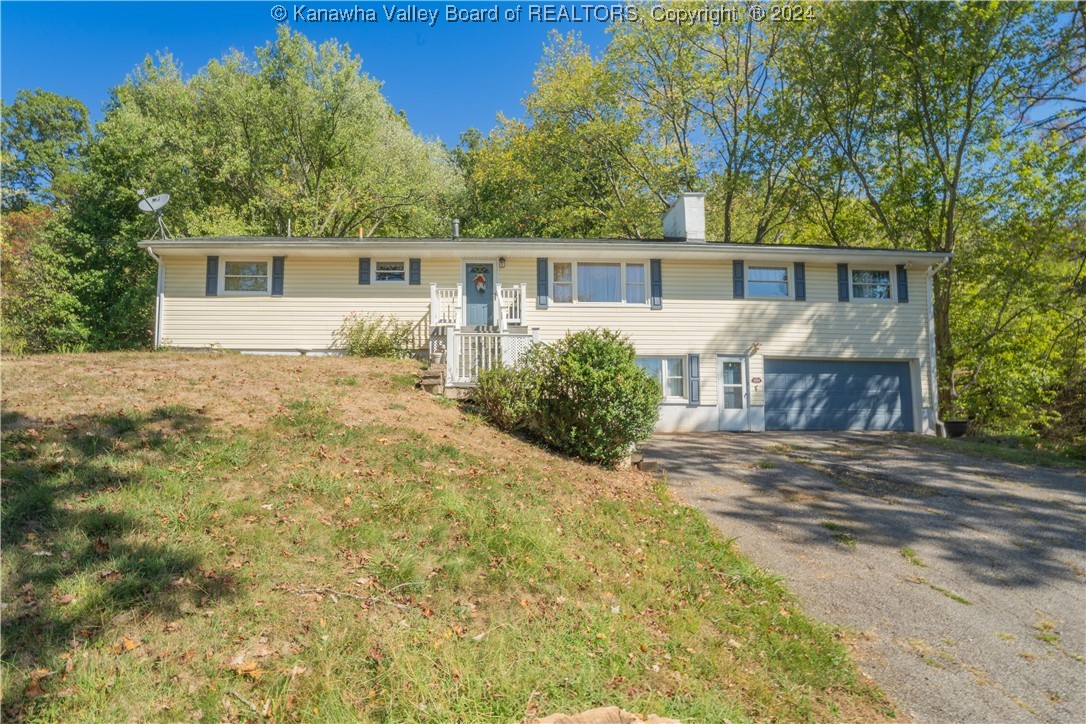 5284 Kelly Road Charleston, WV 25313 - Photo 1 of 34 Gallery Image 1