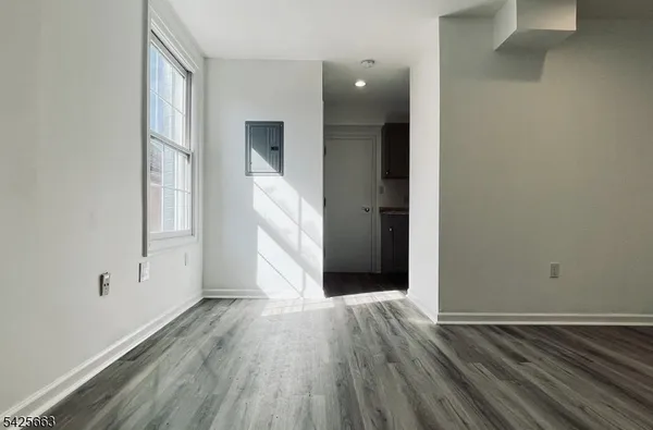 $2,950 | 15 Central Avenue, Unit 3C, Madison, NJ 07940