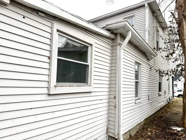 $120,000 | 328 East Mechanic Street, Shelbyville, IN 46176